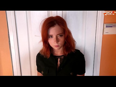 ❤️ Gwardja tas-Sigurtà Ikkastigat lil Pretty Woman għal Serq ta' Ħanut - Cum F'Ħalq Porn sabiħ fil-porn mt.pornsos-com.ru ❌️❤